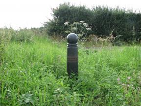 Greenwich Meridian Marker; England; Hertfordshire; Westmill